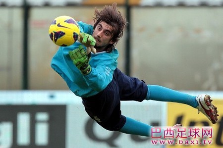 单场15次扑救！佩林成五大联赛第一人.jpg