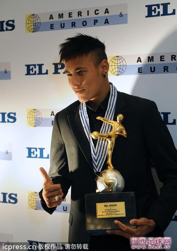 内马尔当选南美足球先生2.jpg