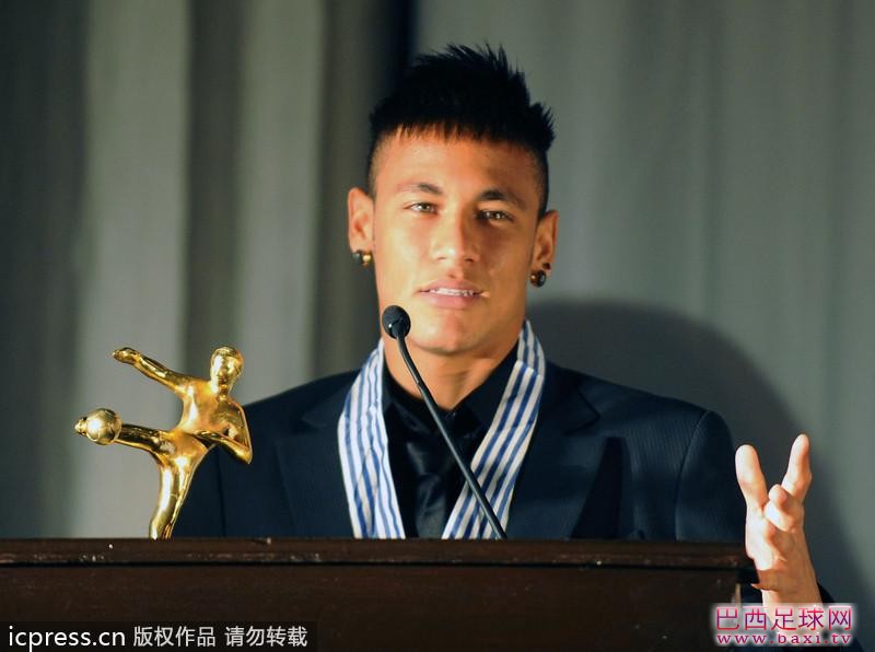 内马尔当选南美足球先生6.jpg
