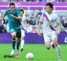 传米兰欲与曼城争夺韩国后卫尹锡荣.jpg