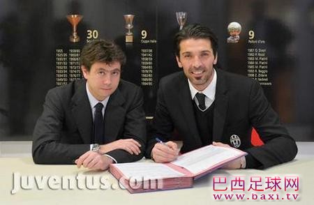 官方：布冯与尤文图斯续约至2015年.jpg
