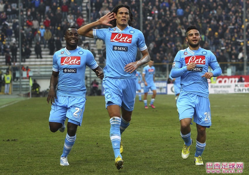 那不勒斯吹响叫板尤文号角.jpg