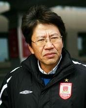 长春亚泰主教练李树斌.jpg