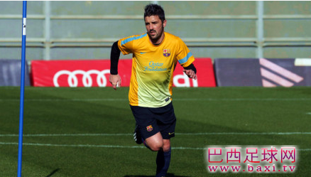 官网：比利亚伤愈归来 与全队合练.png