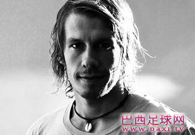 欧足联A级教练麦斯-戴维森（Mads Davidsen）。。.jpg