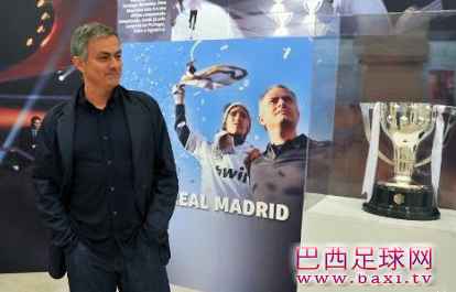 穆帅荣归故里 只为找寻自我.png