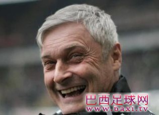 法兰克福主帅阿明-费：为海因克斯的夺冠而高兴.jpg