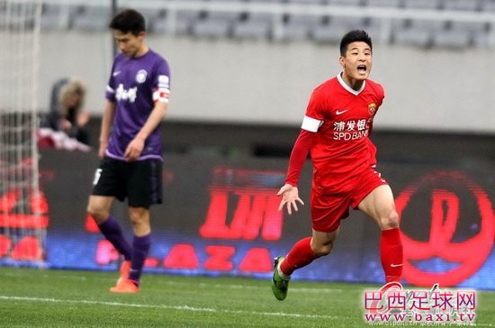 上港1-0泰达五轮不败 武磊绝杀送对手三连败.jpg