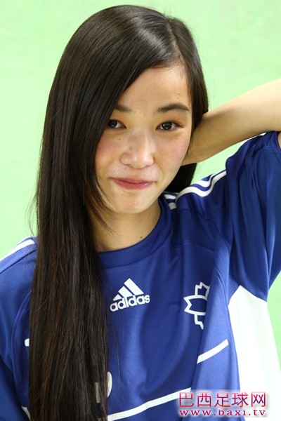 尾崎未来.jpg