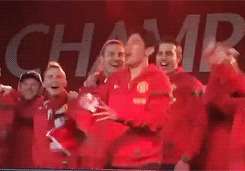 曼联20冠庆祝4.gif