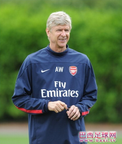 阿森纳新赛季训练图1.png