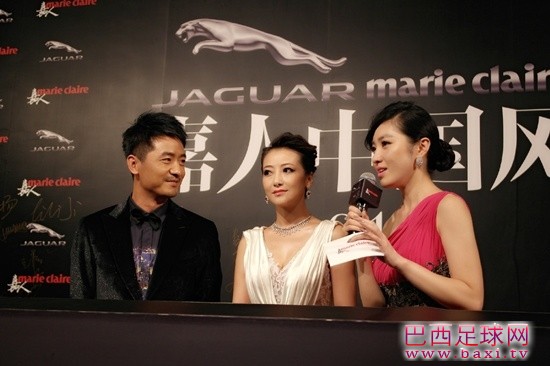 杜威前女友美女主播何卿长裙性感撩人8.jpg