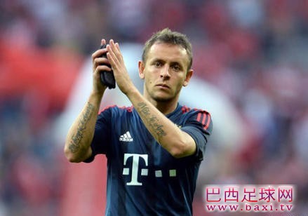 拉菲尼亚谈拜仁给布雷诺帮助.jpg