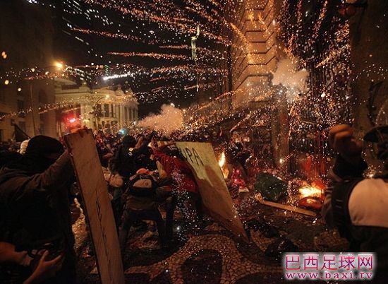 爆炸物.jpg