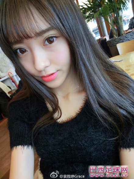 张稀哲模特女友袁雅婷性感照45.jpg