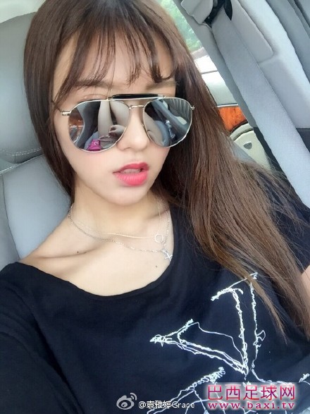 张稀哲模特女友袁雅婷性感照56.jpg