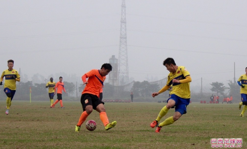 武汉卓尔1-3不敌青岛黄海5.JPG