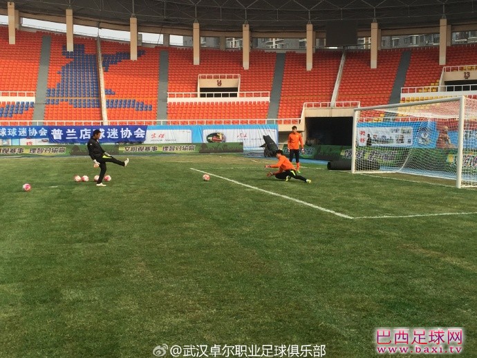 武汉卓尔5.jpg